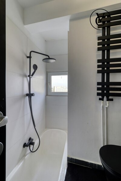 Calea Victoriei, garsoniera, terasa spatioasa.